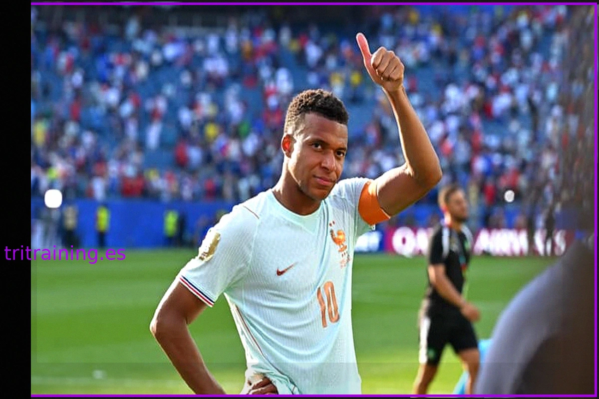Mbappé Tranquiliza Tras Salir del Partido: "Me Golpeé el Tobillo, Pero Estoy Bien"